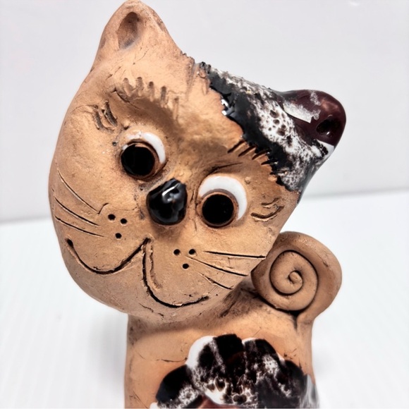 Clay Grog figurine of Cat souvenir handmade hand-painted - Picture 2 of 11